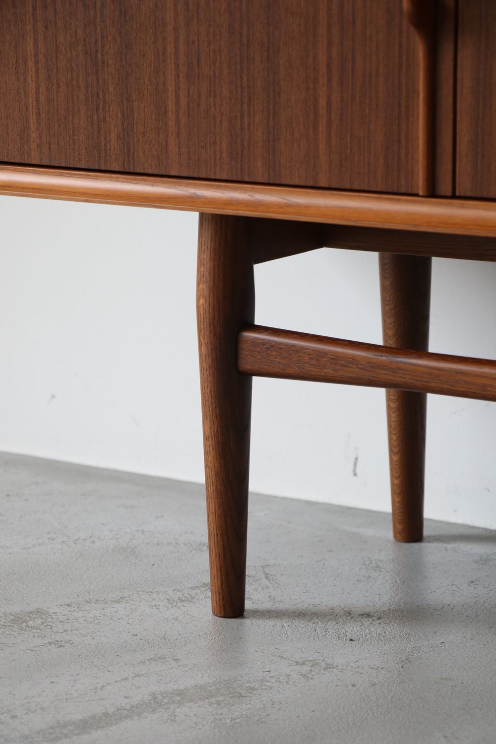 戸田 希少 E.Gomme（イー・ゴム）レッドフォードサイドボード 仕上済