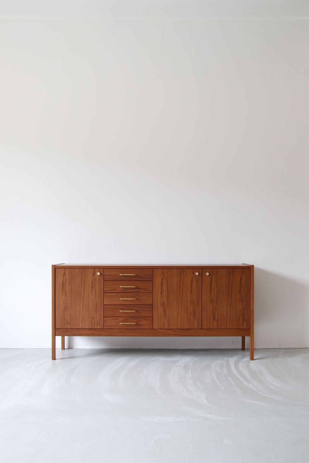 SIDE BOARD[RF-082] | 北欧家具・オーダー家具なら【SAC WORKS】