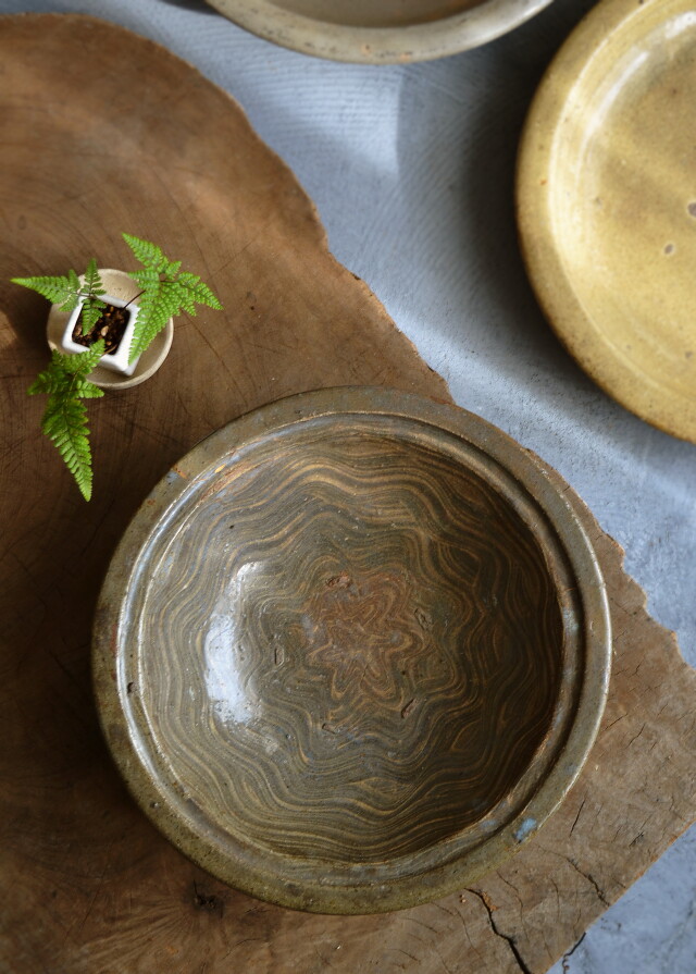 小石原焼大皿20万円を