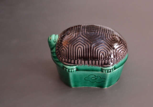 Antique Sam's Collection中村翠嵐作 交趾分銅亀香合 茶道具