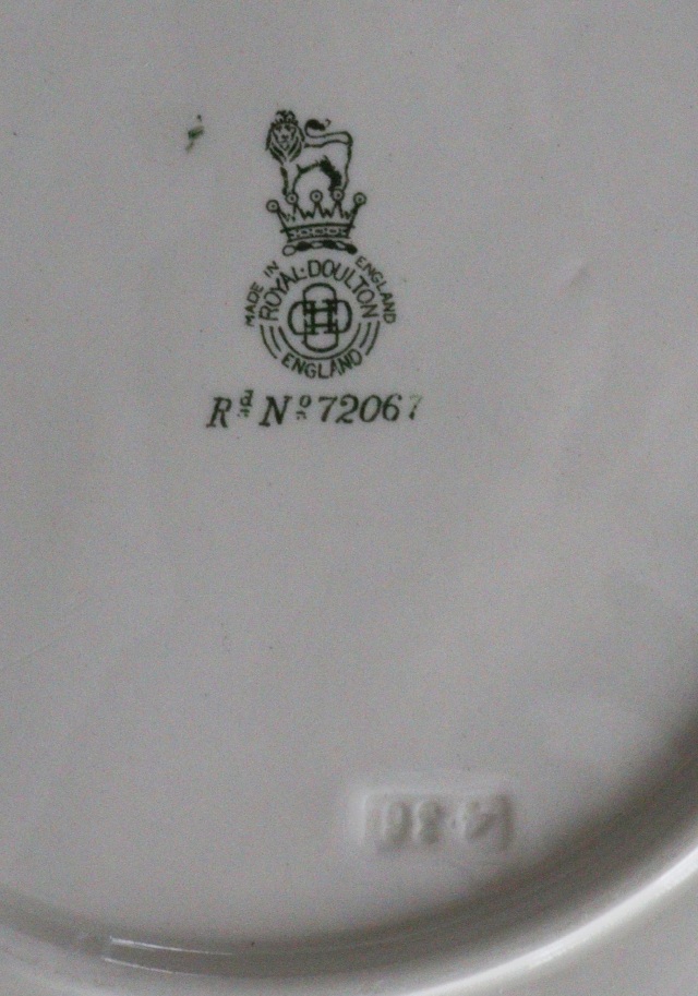 アンティークロイヤルドルトン プレート オータムプレート 飾り皿 馬車