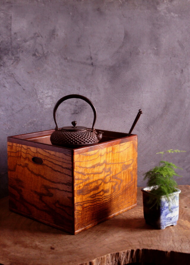 火鉢 手炙り 昭和レトロ 木製 角火鉢 手火鉢 囲炉裏 古民家 古道具 火鉢 て