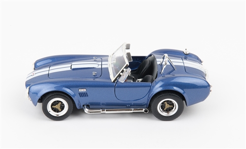 1: 18 1964 Blue Shelby Cobra 427 S/C Diecast