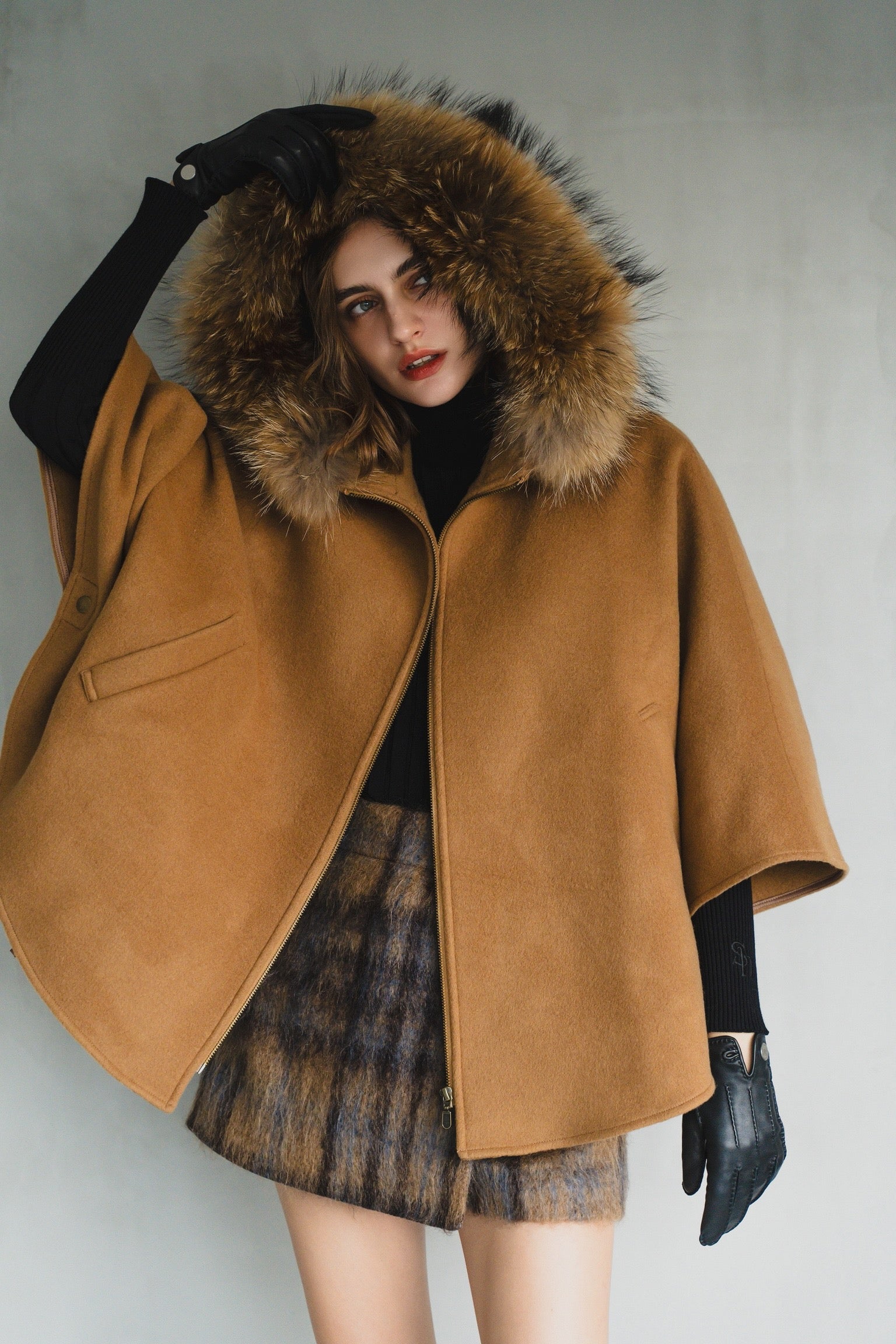 FOX fur cape coat – shéller / シェリエ