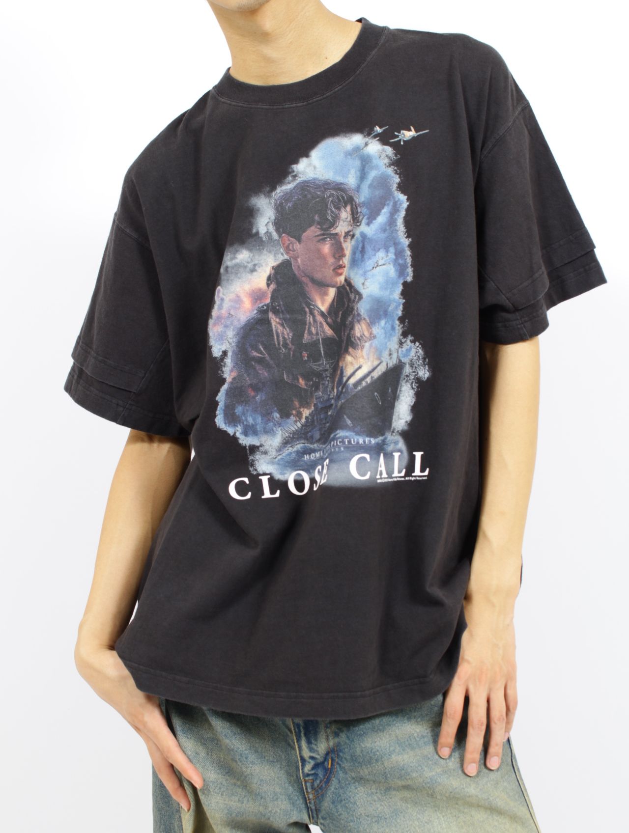 DAIRIKU - 【25AW】映画 オリジナルグラフィック ムービー Tシャツ