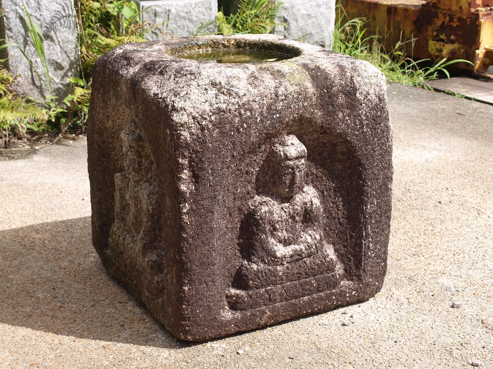 石仏 五輪塔 自然石 仏塔 神社 仏閣 古民具 古道具 灯篭 石灯籠 石仏