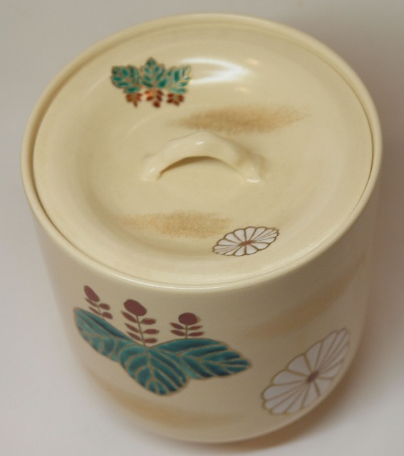 仁清写水指 菊桐絵 橋本城岳作 すいぎょく園｜創業百年、お茶の「すい