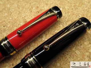 パイロット カスタムウルシ万年筆「朱」 あのカスタムウルシ万年筆に