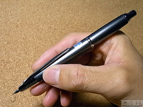 Pilot 万年筆 キャップレスデシモ 黒 F (細字) パイロット キャップ