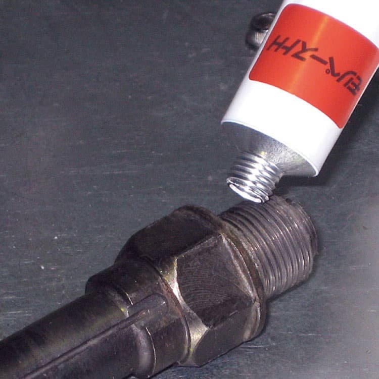 焼付き防止用ペースト：スミペーストBN | 製品情報 | 住鉱潤滑剤株式会社