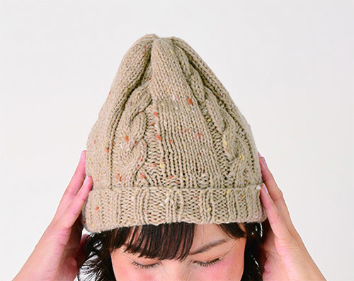 ケーブルニット帽｜編み物キット 毛糸のポプラ | 毛糸のプロショップ