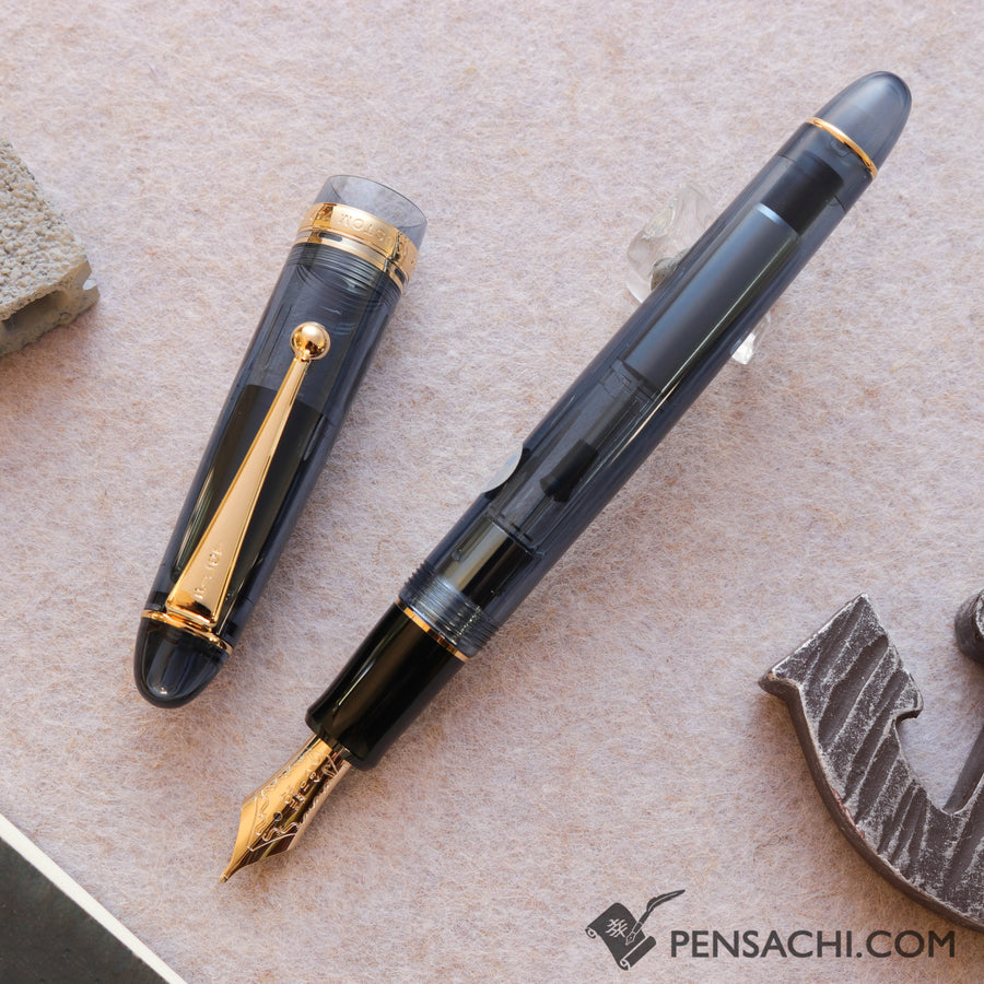 PILOT Custom 742 Limited Edition - Demonstrator Blue | PenSachi