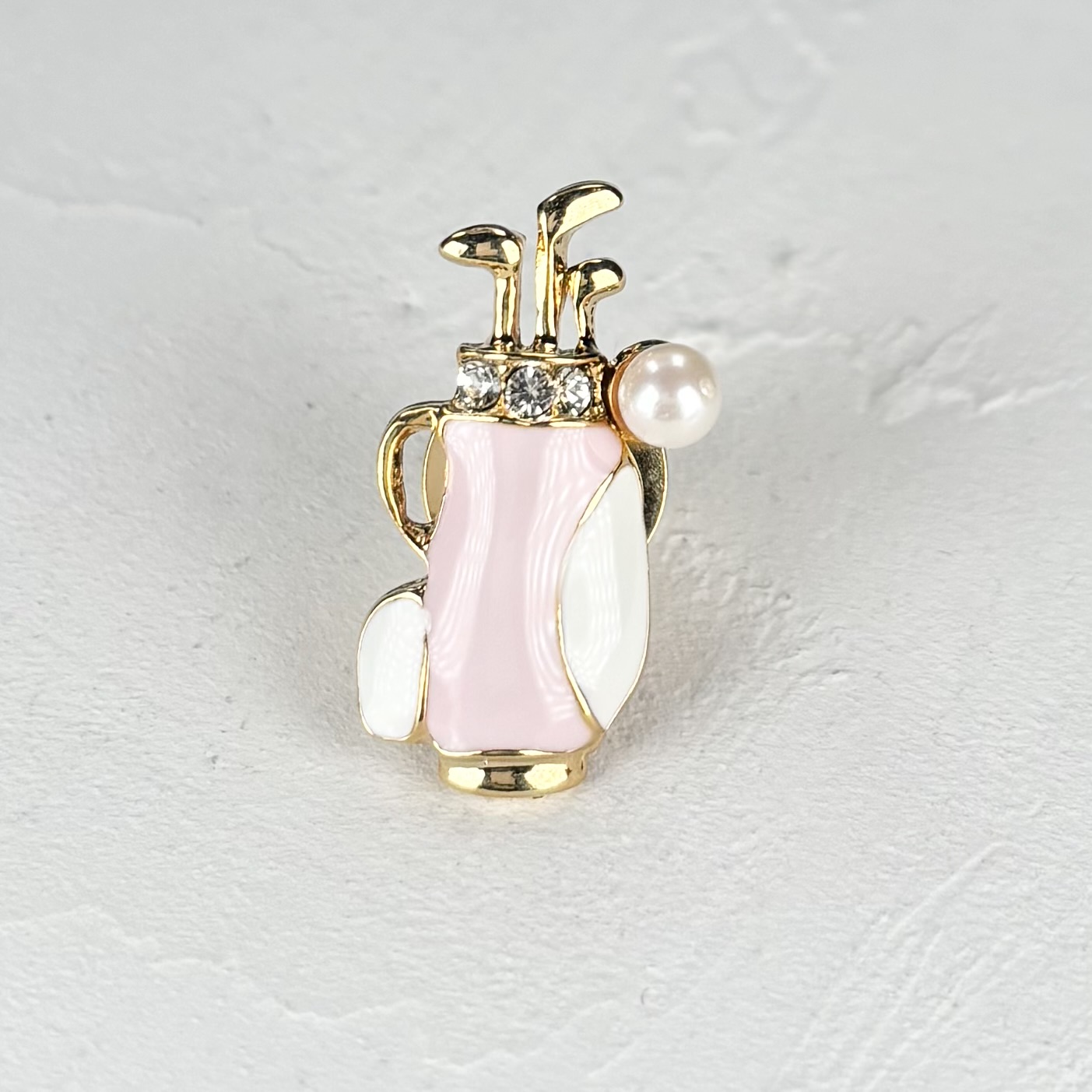 ゴルフモチーフ 本真珠タックブローチ スワロフスキー 赤 水色 黄 黒