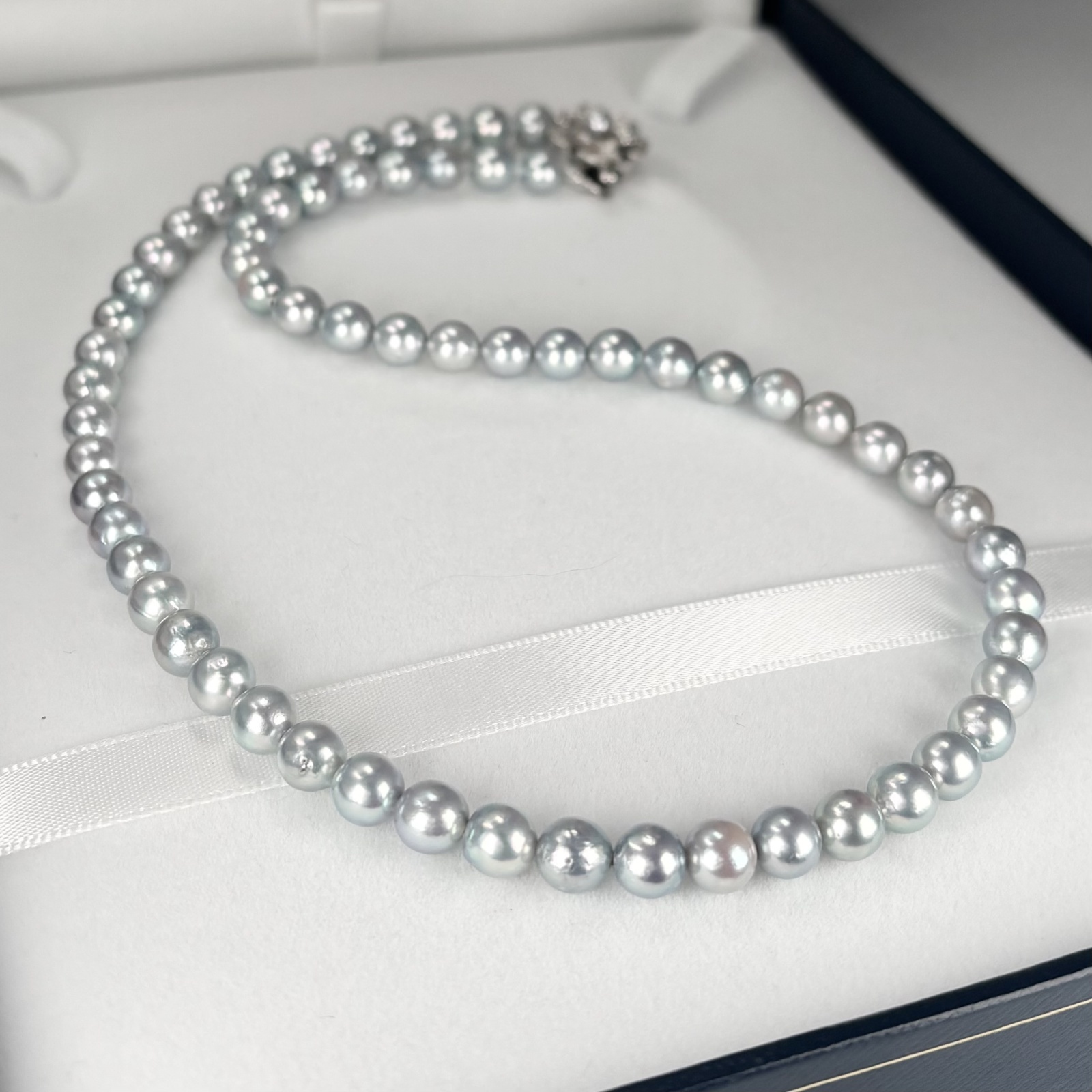 アコヤ真珠 グレーネックレス 6-6.5mmラウンド〜セミラウンド