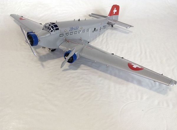 入手困難！メルクリン 19801 メタル製 ユンカース JU 52 航空機 入手