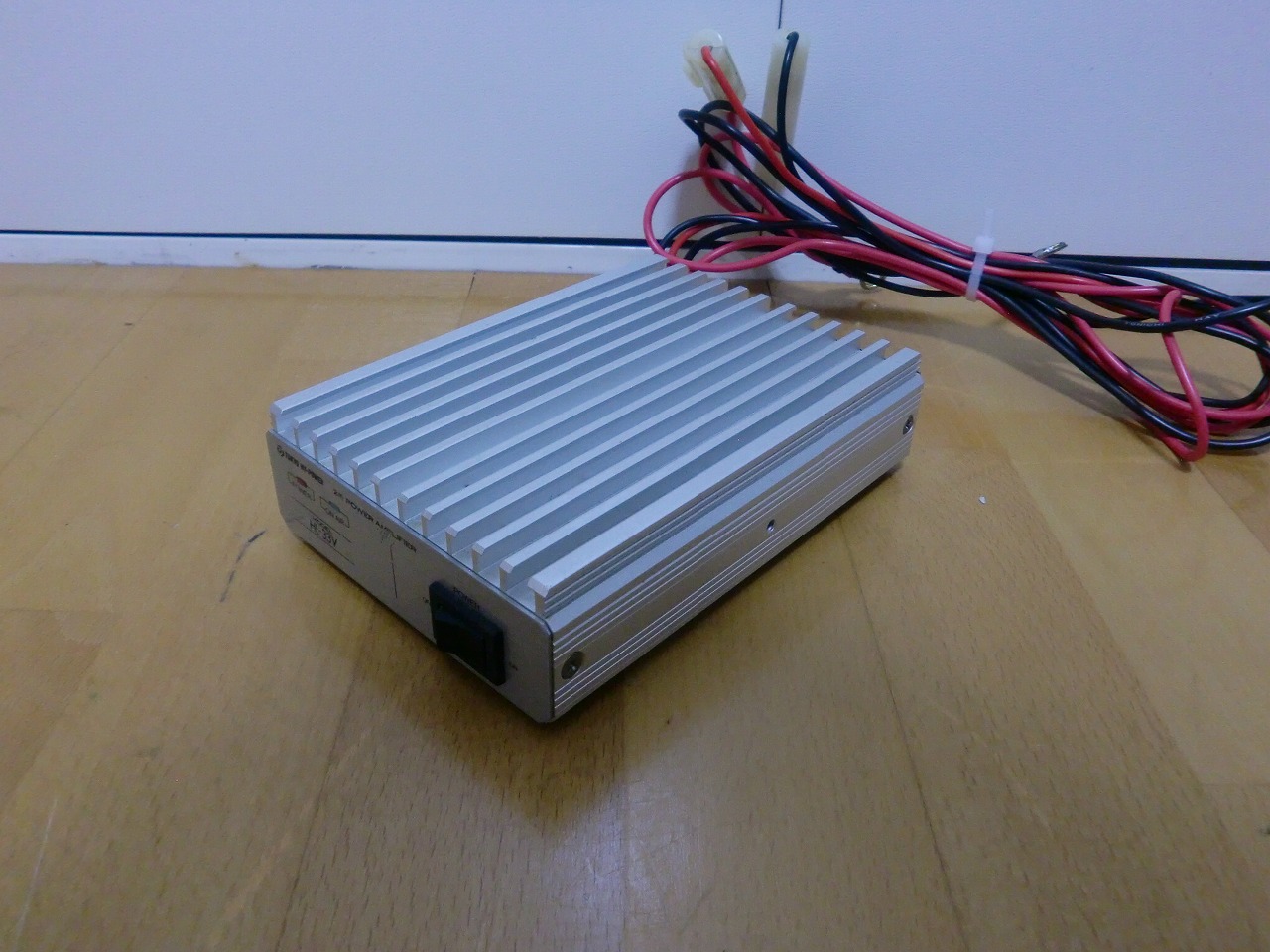 リニアアンプ TOKYO HY-POWER HL-33V 東京ハイパワー パワーアンプ 144MHz