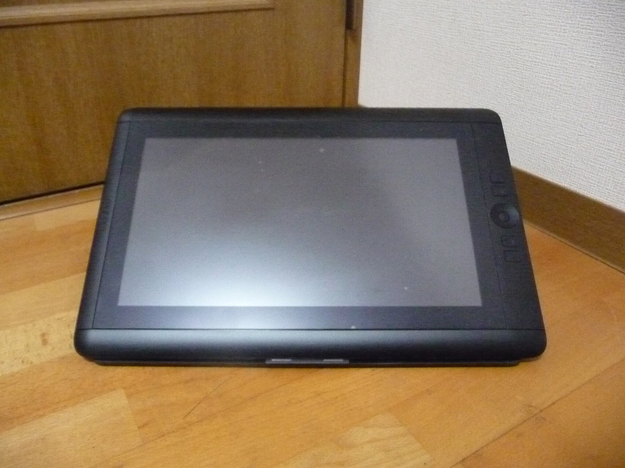 液晶ペンタブレット wacom CINTIQ 13HD DTK-1301/K0 ワコム USB 液タブ