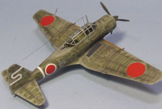 日本陸軍九九式襲撃機と九九式双発軽爆撃機（旧マニアホビー1/72）