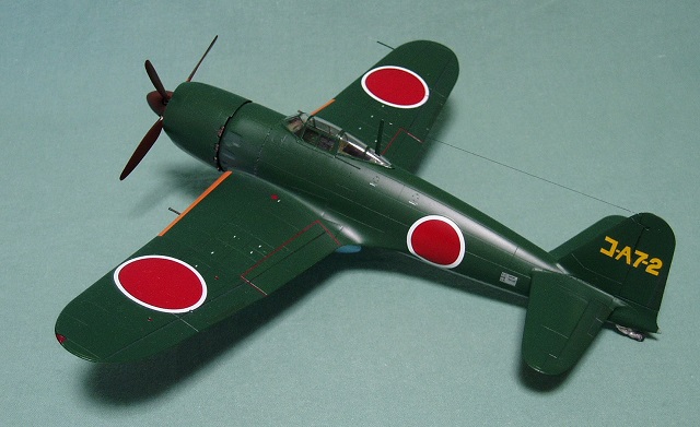 ファインモールド1/48日本海軍戦闘機「試製烈風」完成品 81eO2CsckkL