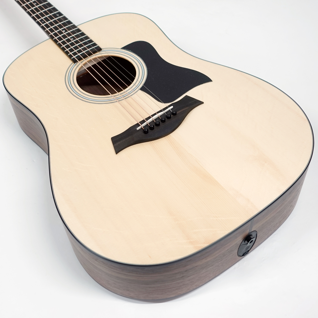 Taylor テイラー 110e-Walnut アコースティックギター エレアコ 特価品