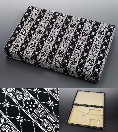 三味線本体 木製 花柄装飾 ケース付き 三味線本体 花柄装飾 ケース付き