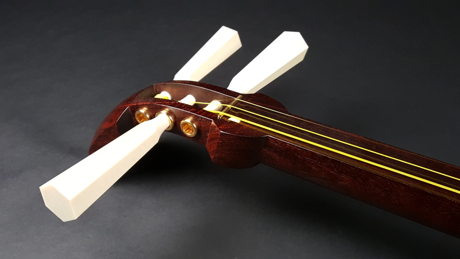 希少】ゴッタン 三味線 三弦 ゴッタン｜コレクション｜民音音楽博物館