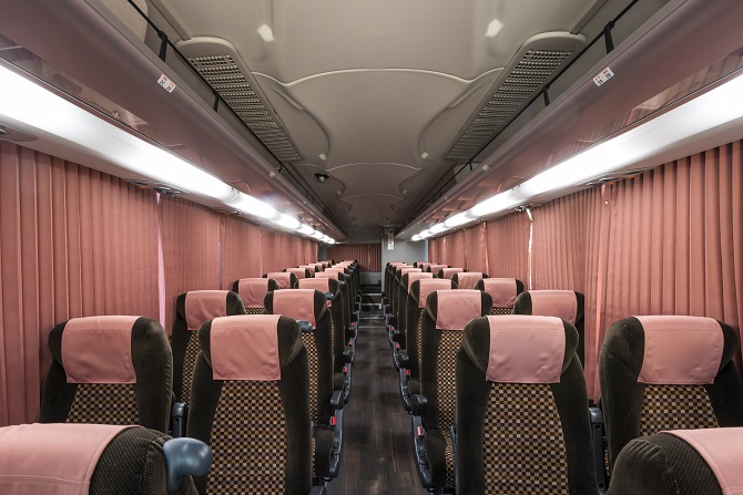 Tokyu Bus Super Cabin 38（特別仕様車） | 運行車両情報 | 東急バス