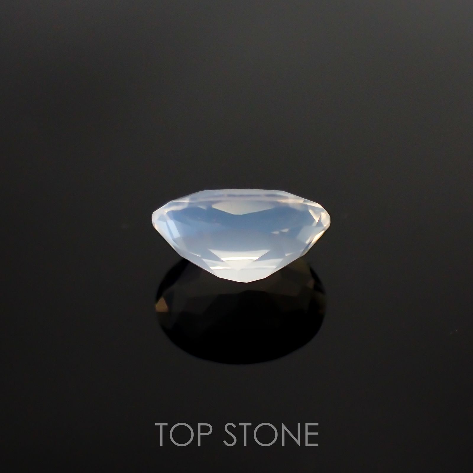 ムーンストーン(宝石名ムーンストーン) インド/スリランカ産 0.65ct