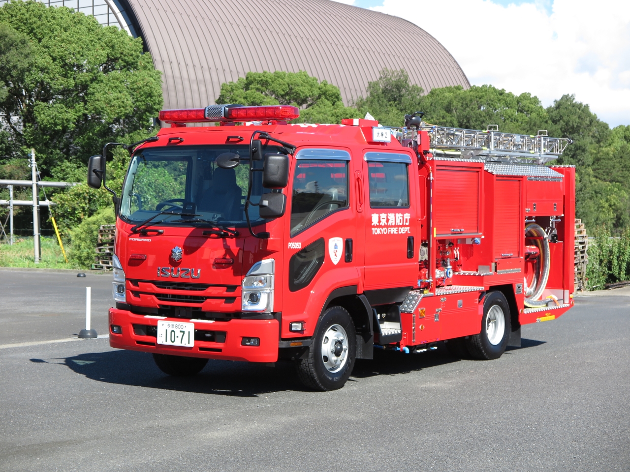水槽付ポンプ車（2t） | 東京消防庁