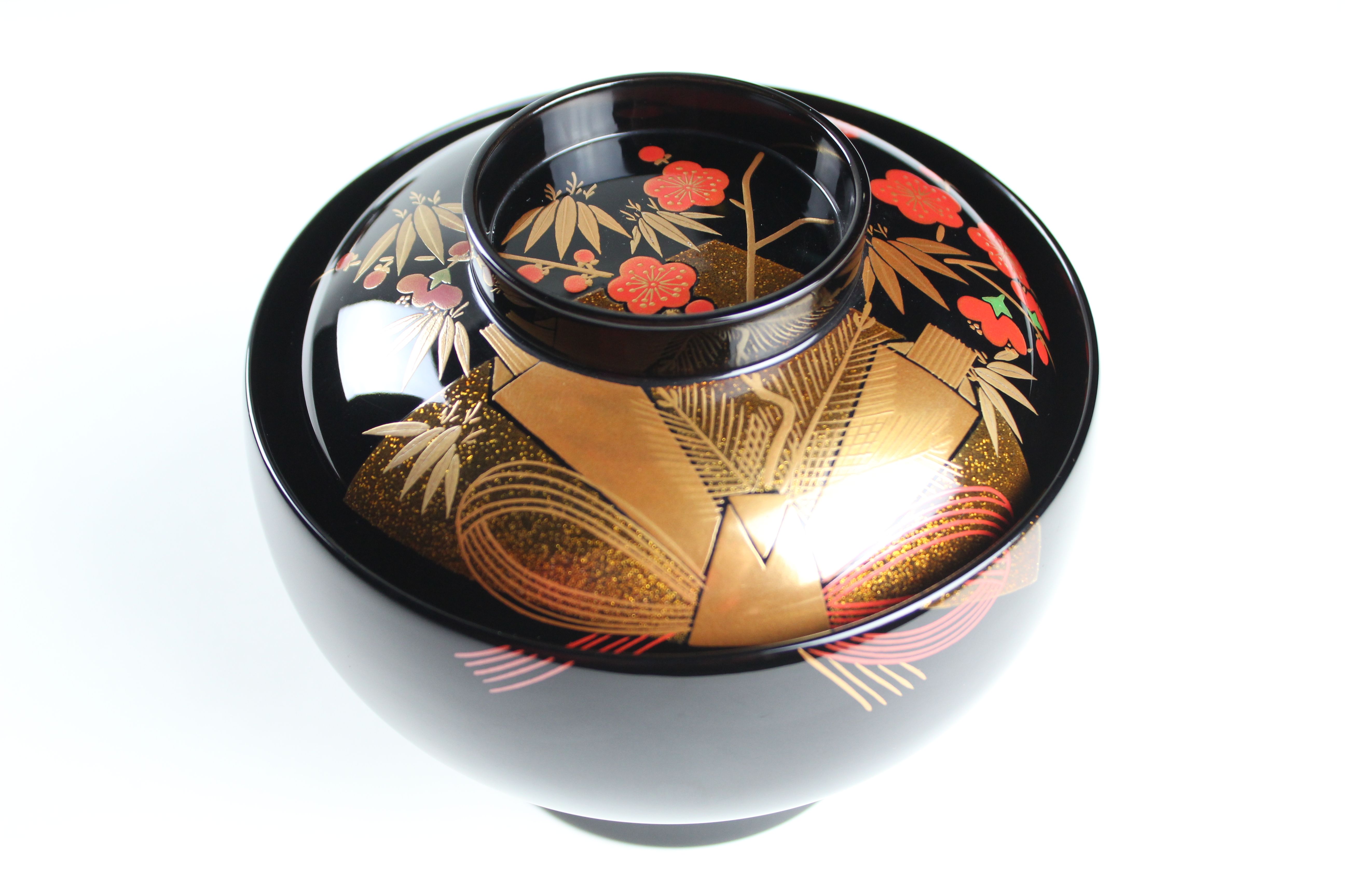 雑煮椀 折鶴松竹梅蒔絵 2客1組 264,000円（税込） | 輪島塗の塗師屋