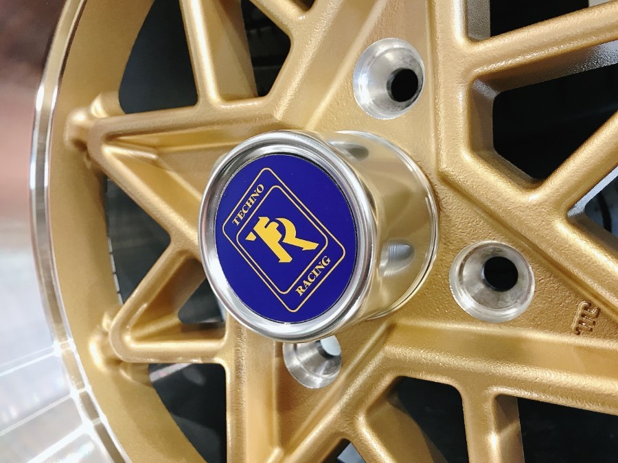 ハヤシレーシング！テクノT.R.V！セリカXX（ダブルエックス）A60系へ