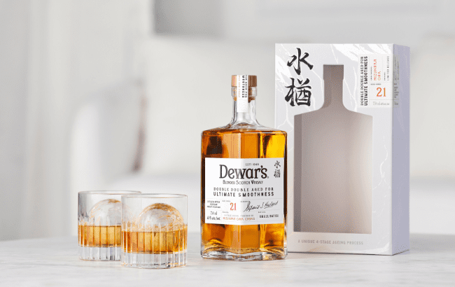 Dewar's finishes 21YO whisky in mizunara casks - The Spirits Business