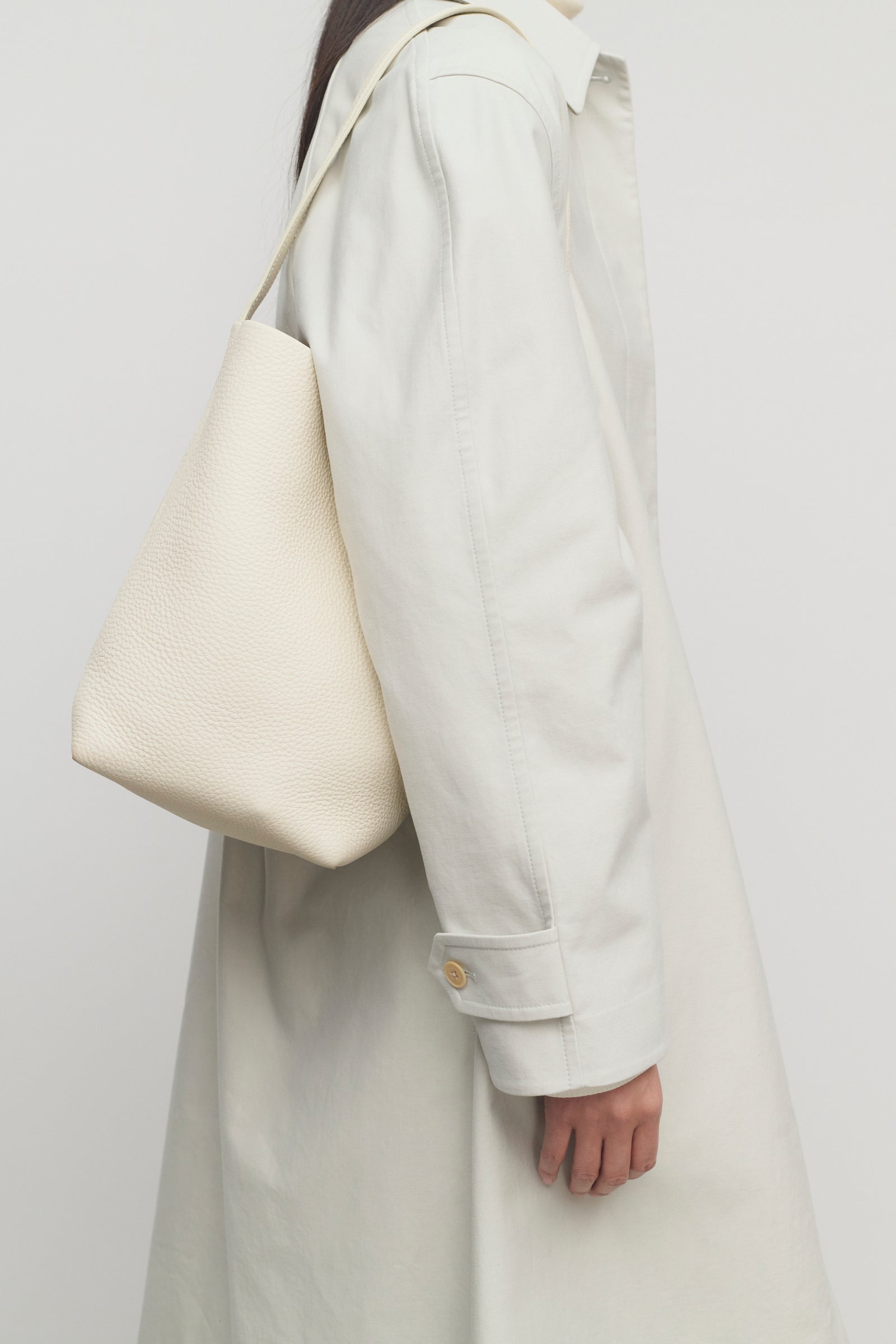 Medium N/S Park Tote Bag White in Leather – The Row