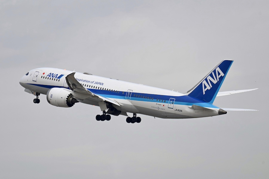 ANA's First 787, 'JA801A', Bids Farewell in 'Triton Blue' on March