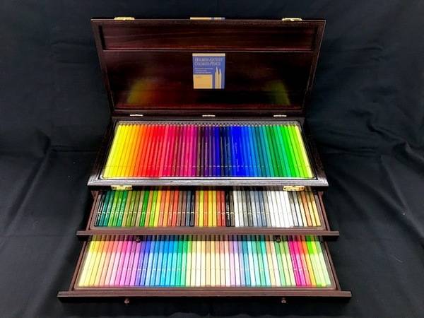 HOLBEIN (ホルベイン) アーチスト色鉛筆 150色セットが入荷しました