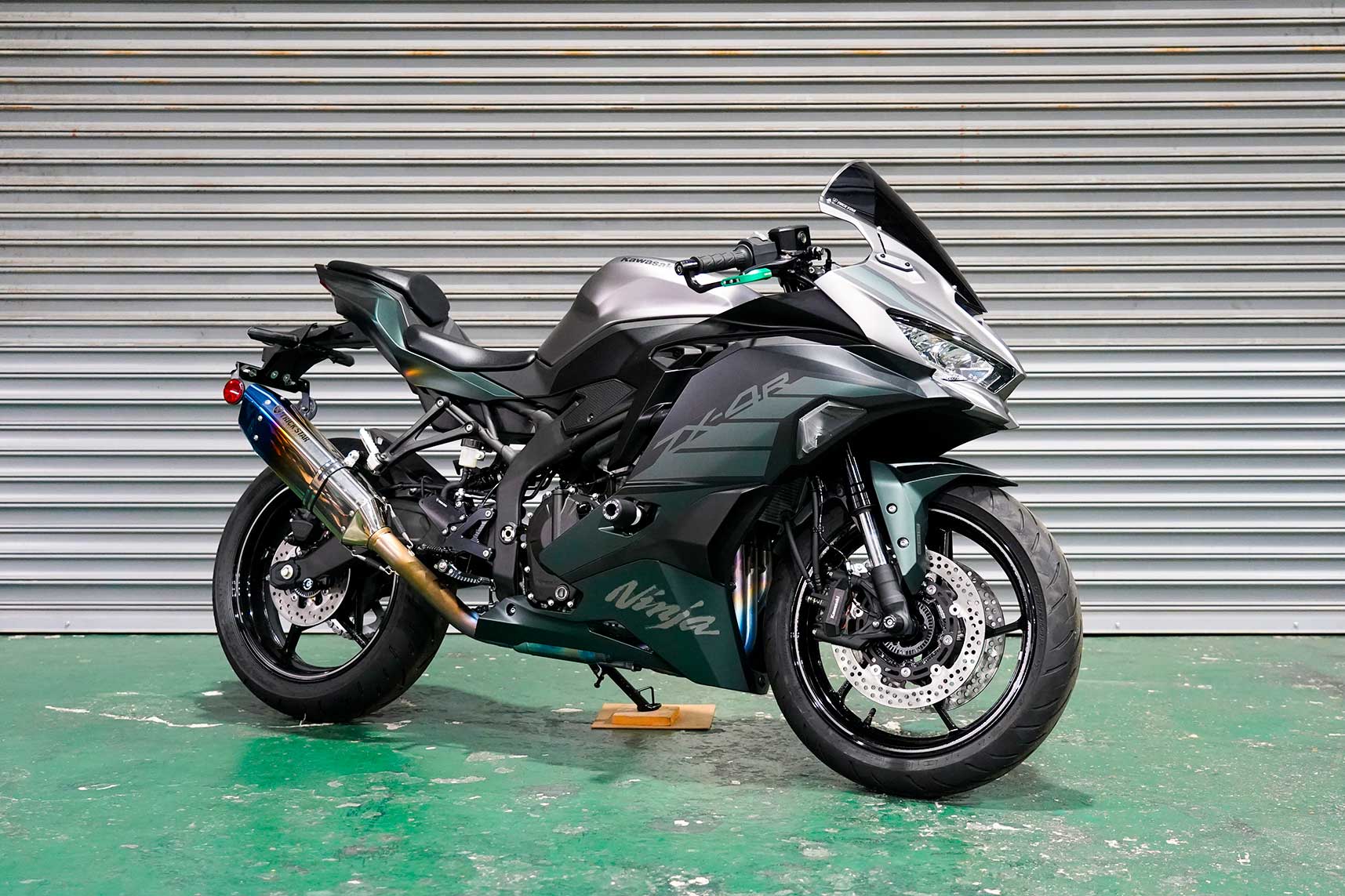 2025年モデル Ninja ZX-4R 適合マフラー情報 | TRICK STAR 製品