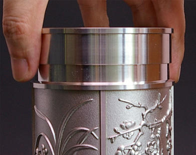 純錫97％の錫製茶缶 梅蘭竹菊