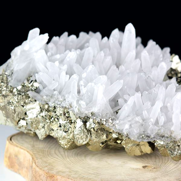 蛍石黄鉄鉱水晶共生鉱物天然石原石