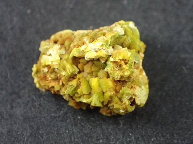 最高品質燐灰ウラン鉱(Meta-Autunite) Steinbruch, Streugerg, Bergen