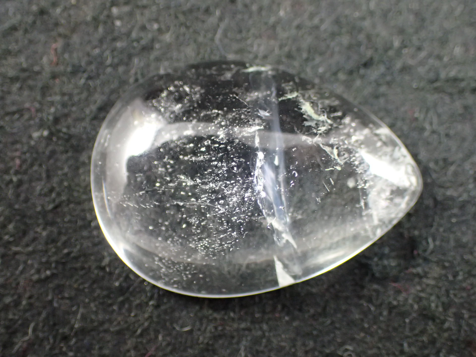 最高品質山梨竹森水晶(Yamanashi Takemori Quartz) ペアシェイプカット
