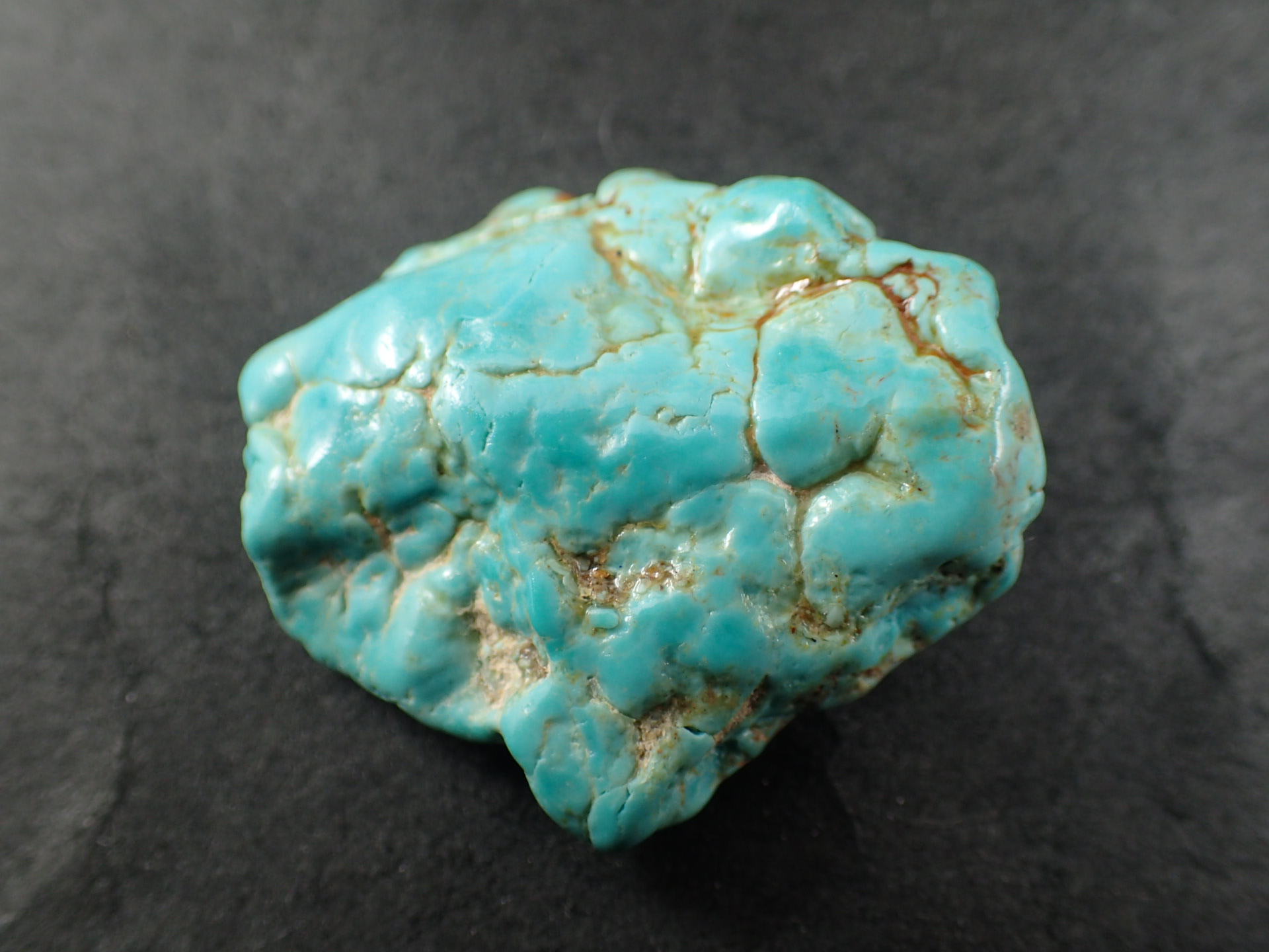 最高品質トルコ石(Turquoise) Chile 産 ｜石の販売専門店【vec stone