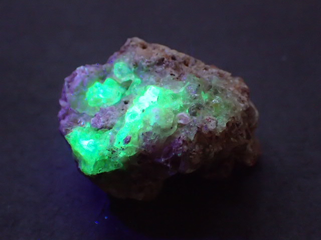 最高品質玉滴石(Hyalite) Zacatecas, Mexico 産 ｜石の販売専門店【vec