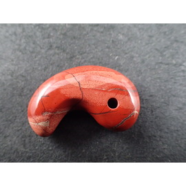 特別最高品質佐渡赤玉石/赤石 (SADO AKADAMA) 勾玉 新潟県佐渡市 産