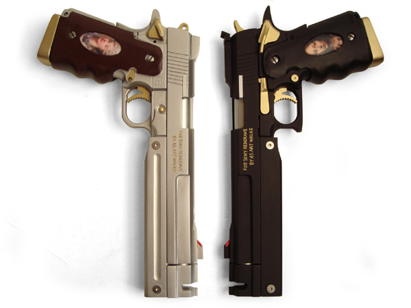 デビルメイクライ エボニー＆アイボリー トイガンセット デビル