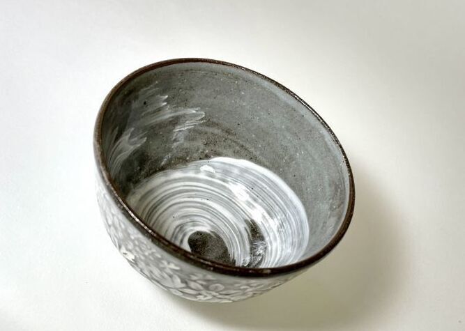 京焼・清水焼 来客用湯呑・汲出碗 黒印花鉄線 （くろいんかてっせん