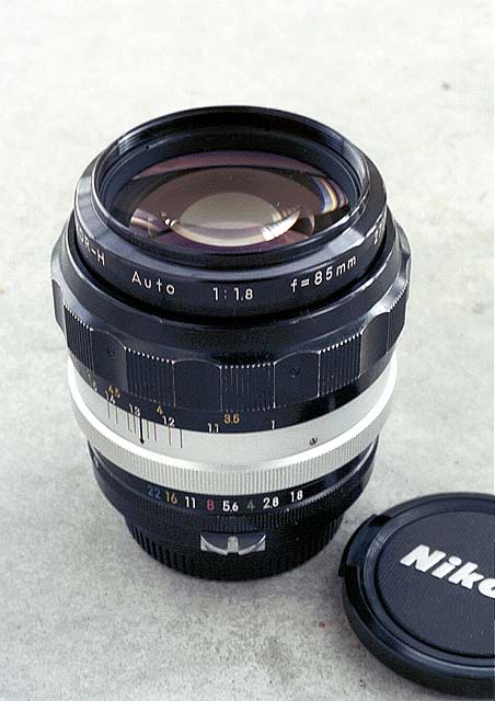 Nikon Nikkor-H Auto 85mm f1.8