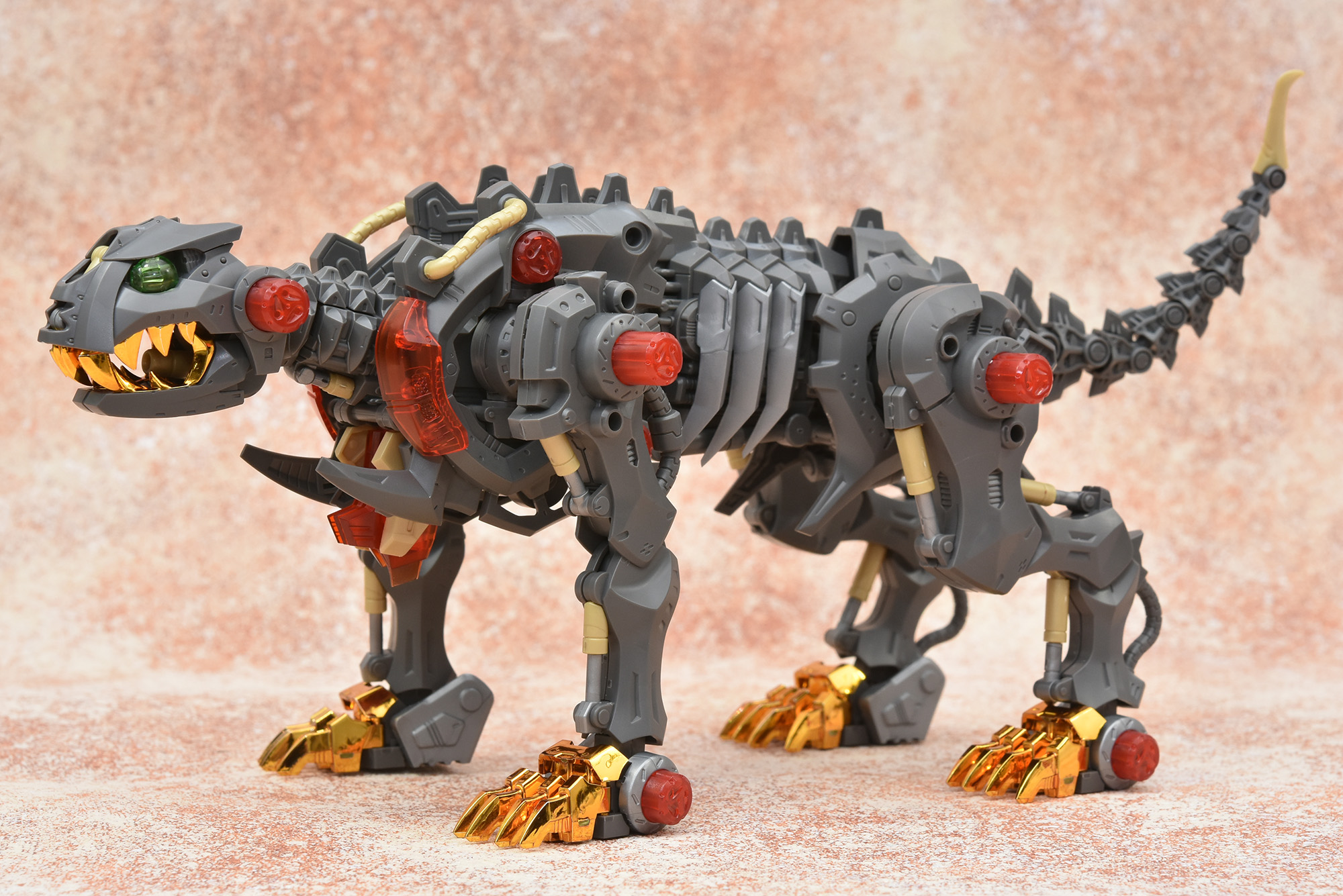 ZOIDS ゾイドHMMワイルドライガー紅蓮