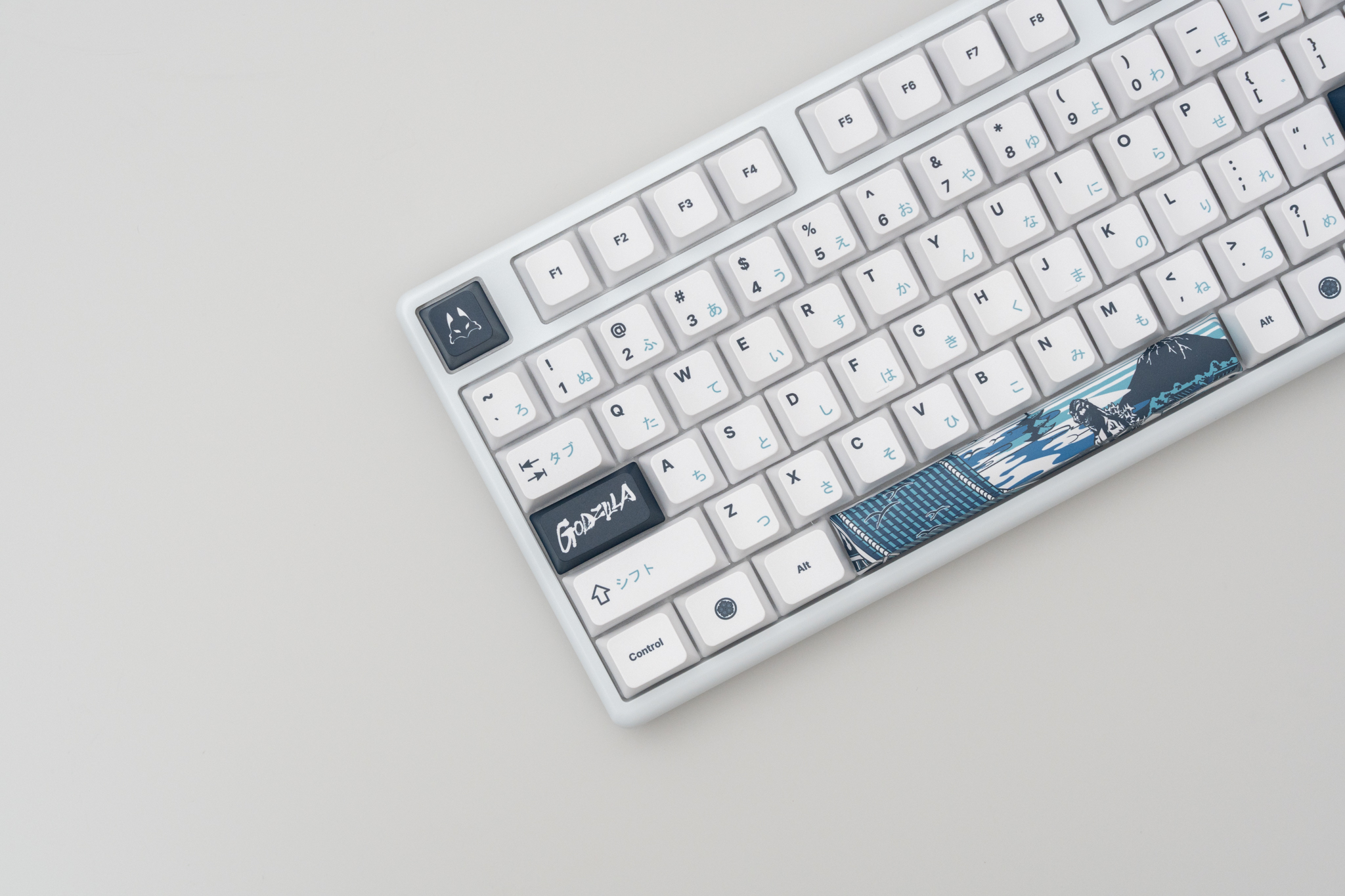 Arbiter Studio Polar 75 PRO レビュー：ゴジラ70周年記念の