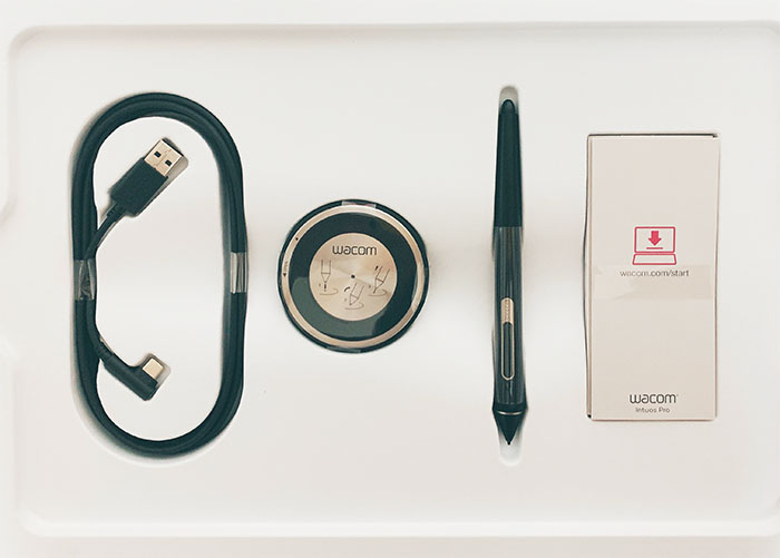Wacom Intuos Pro Medium（PTH-660/K0）』を4ヶ月使ってみての