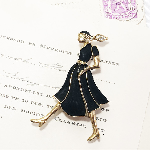 ヴィンテージパリジェンヌブローチ|アクトンアンティークジュエリー専門店